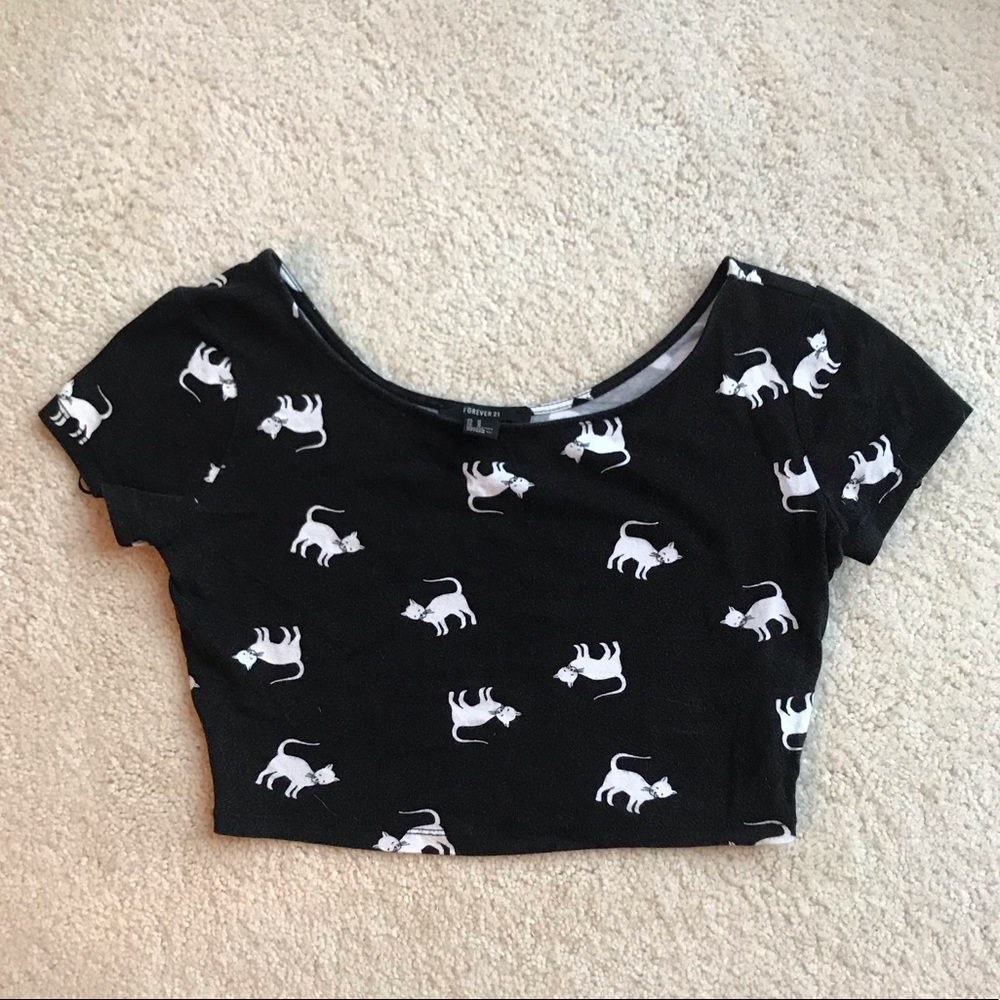 Cute cat print crop top 🐱